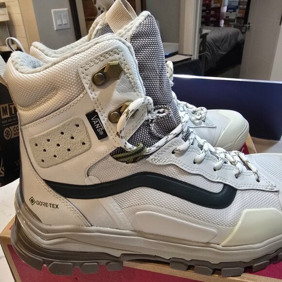 NEW Vans UltraRange EXO Hi GORE-TEX MTE-3 Waterproof Mens Shoe Boot WHITE SZ 8 - Picture 4 of 11